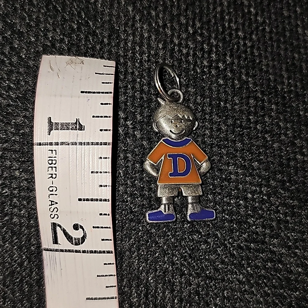 D Monogram Zipper Pull🎄34